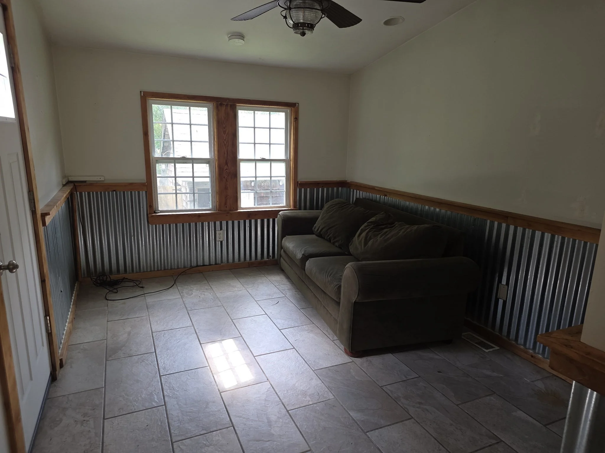 4 bed, 1 bath apartment for rent at 908 Hancock St, Abington — photo 12 of 27