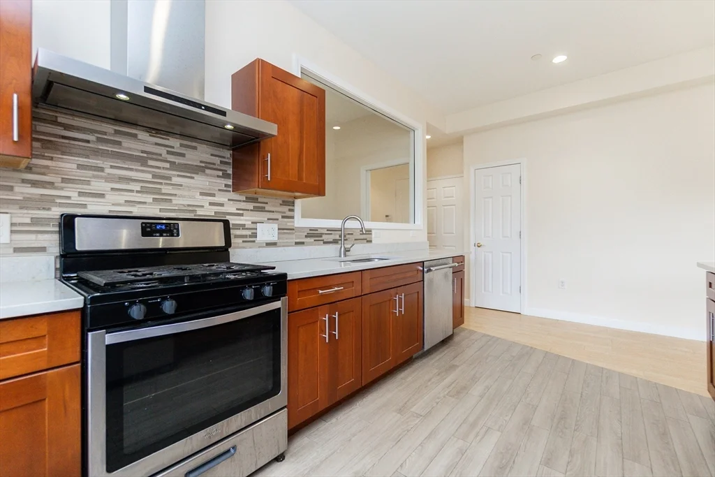 2 bed, 2 bath apartment for rent at 909 Hancock St Unit 1, Wollaston — photo 6 of 25