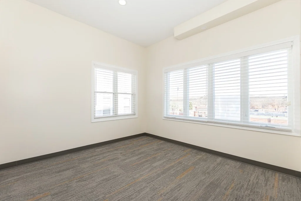 2 bed, 1 bath apartment for rent at 909 Hancock Unit 2, Quincy Center — photo 17 of 36