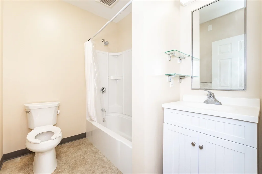 2 bed, 1 bath apartment for rent at 909 Hancock Unit 2, Quincy Center — photo 28 of 36