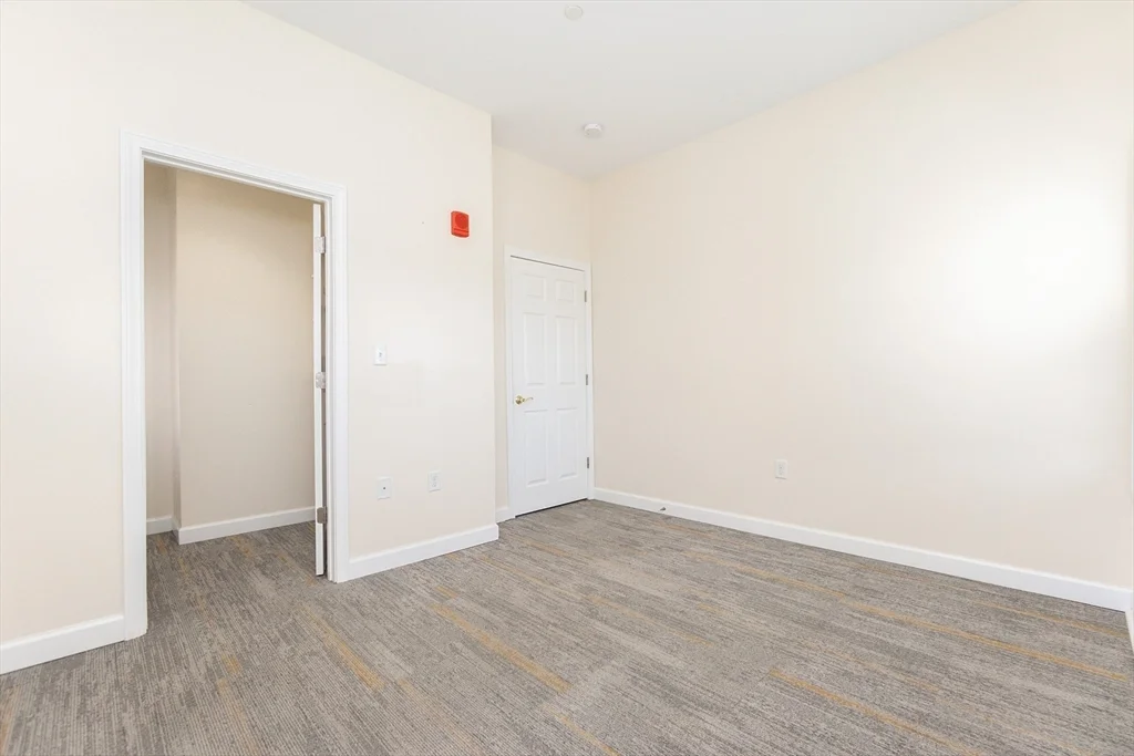 2 bed, 1 bath apartment for rent at 909 Hancock Unit 2, Quincy Center — photo 13 of 36