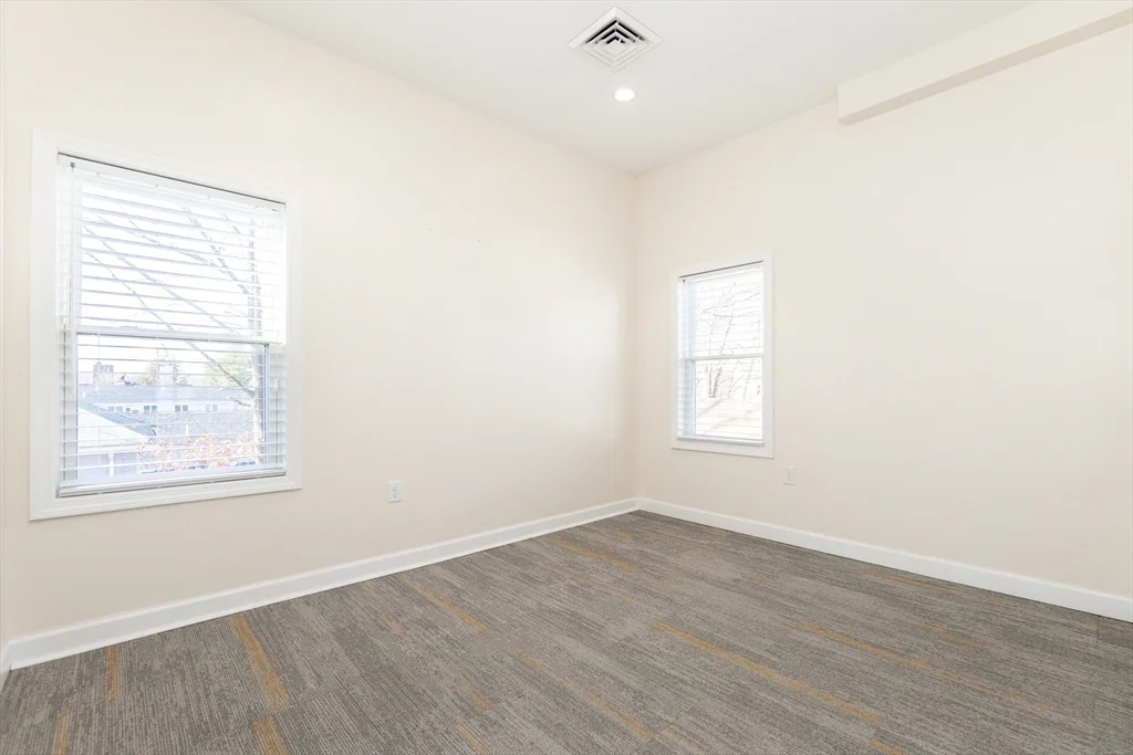 2 bed, 1 bath apartment for rent at 909 Hancock Unit 2, Quincy Center — photo 10 of 36
