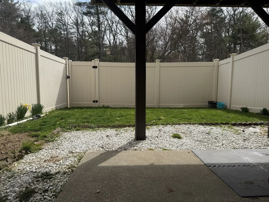 3 bed, 1 bath apartment for rent at 909 Pleasant St Unit 14, Weymouth — photo 32 of 36