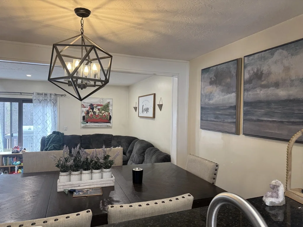3 bed, 1 bath apartment for rent at 909 Pleasant St Unit 14, Weymouth — photo 14 of 36