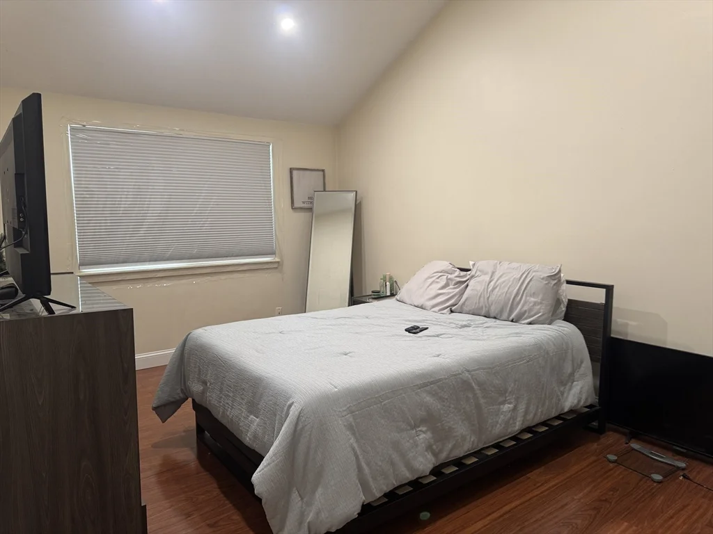 3 bed, 1 bath apartment for rent at 909 Pleasant St Unit 14, Weymouth — photo 19 of 36