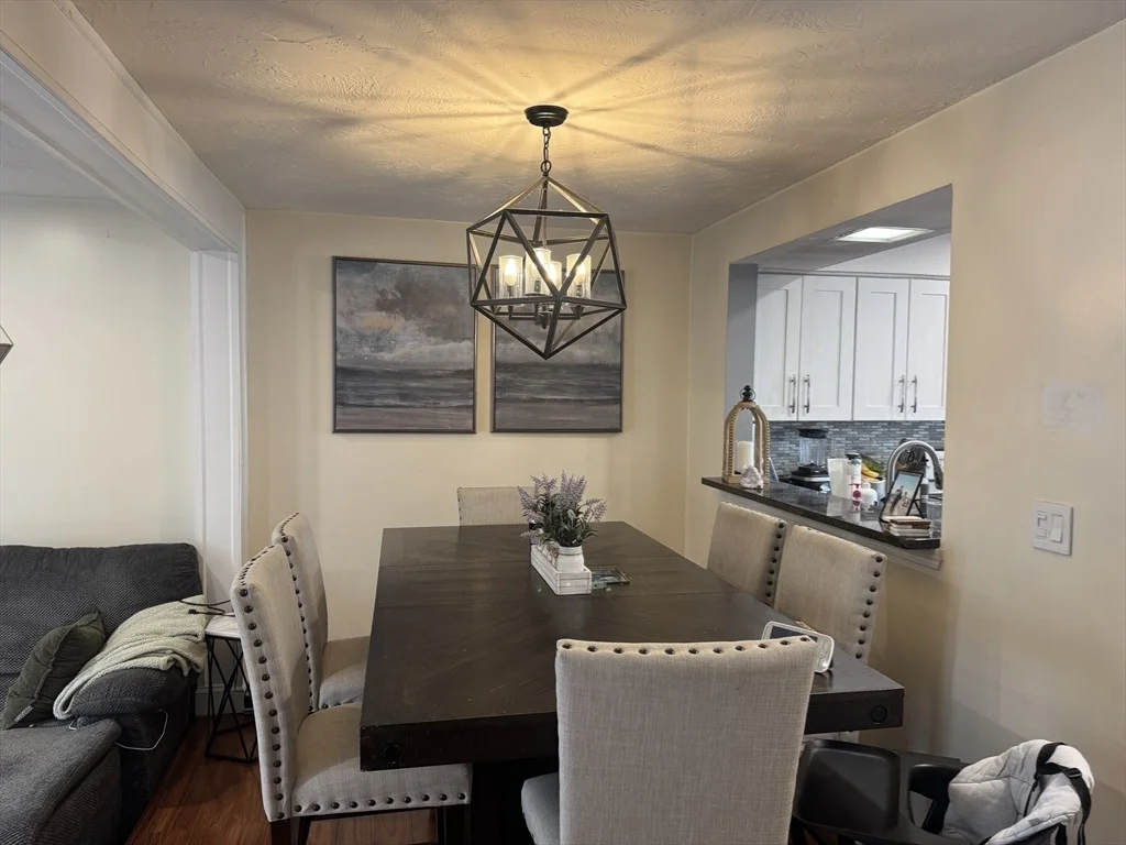3 bed, 1 bath apartment for rent at 909 Pleasant St Unit 14, Weymouth — photo 8 of 36
