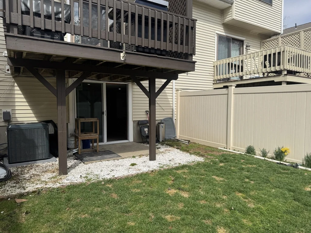 3 bed, 1 bath apartment for rent at 909 Pleasant St Unit 14, Weymouth — photo 34 of 36