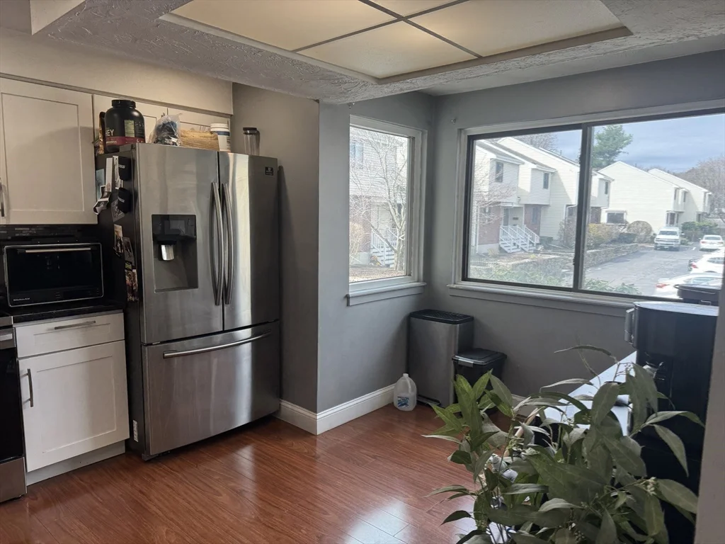 3 bed, 1 bath apartment for rent at 909 Pleasant St Unit 14, Weymouth — photo 12 of 36