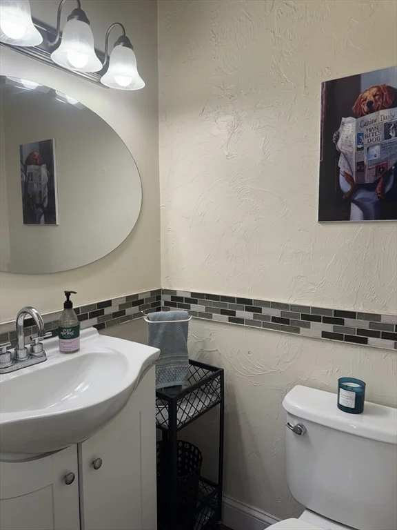 3 bed, 1 bath apartment for rent at 909 Pleasant St Unit 14, Weymouth — photo 16 of 36