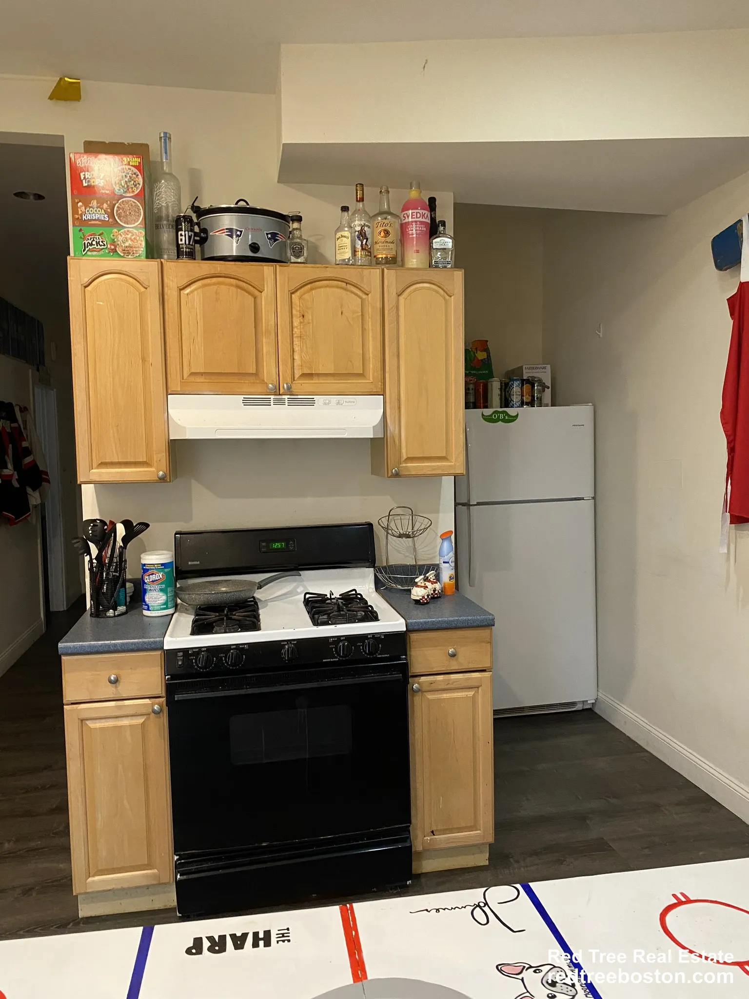 6 bed, 2 bath apartment for rent at 91-93 Calumet St Unit 3, Mission Hill — photo 5 of 30