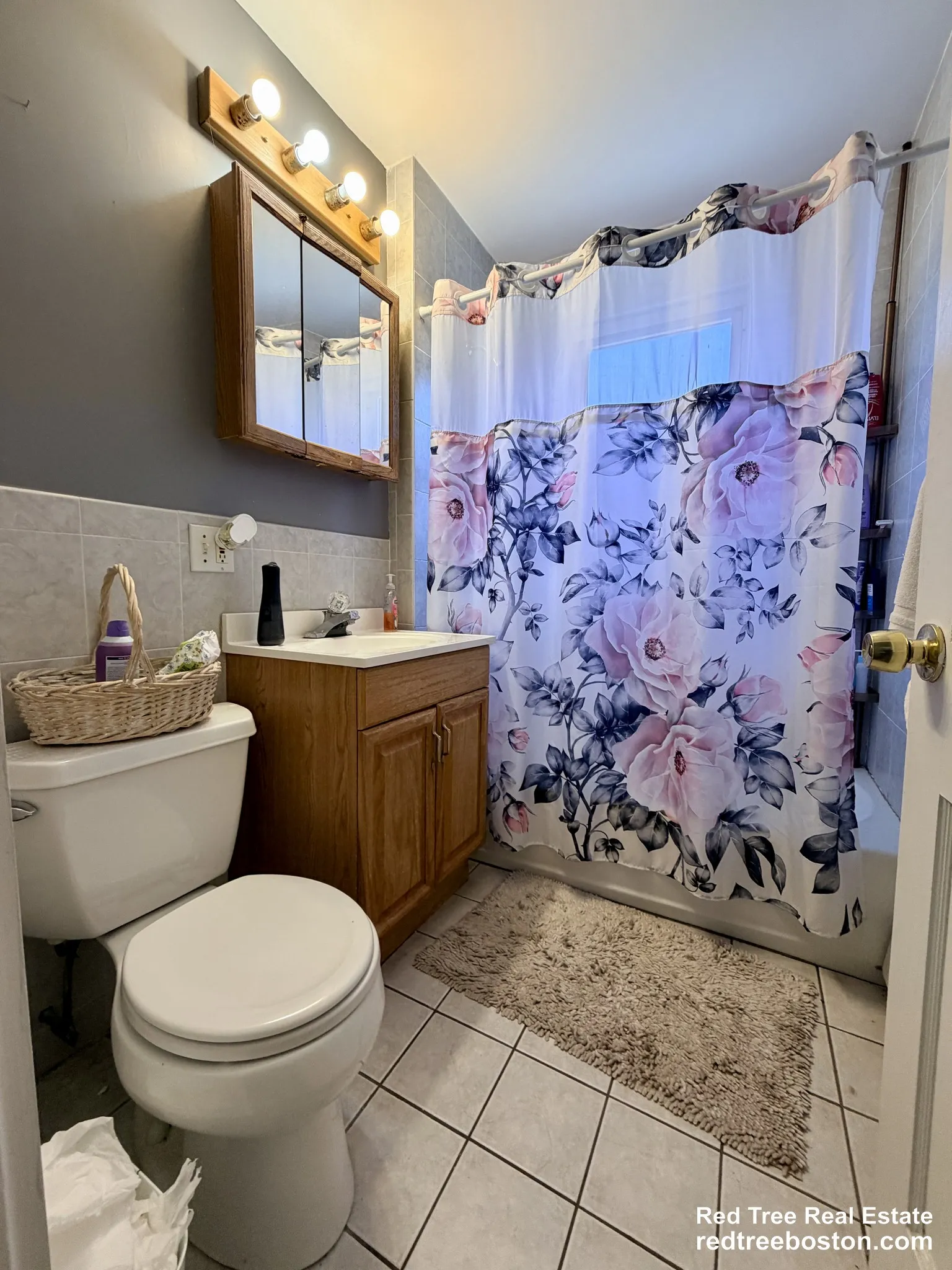 4 bed, 2 bath apartment for rent at 91 Academy Hill Rd Unit 91, Brighton — photo 6 of 15