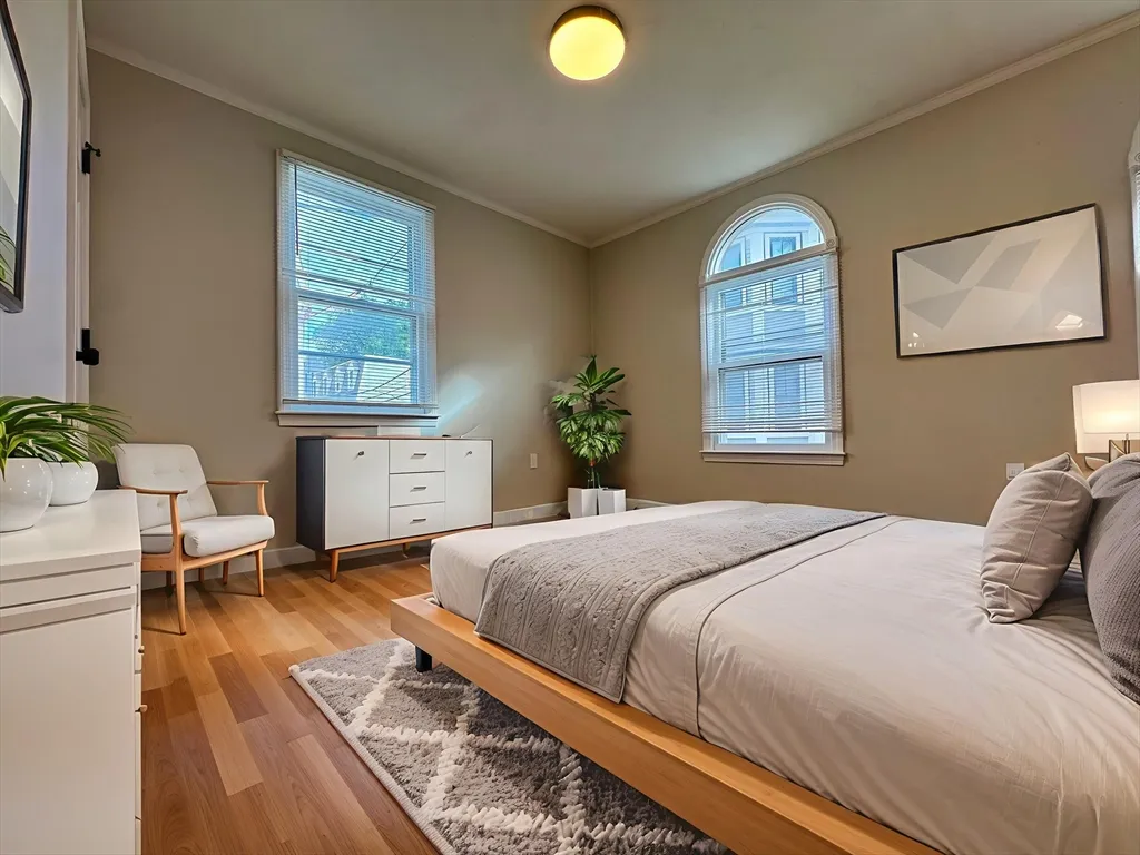 3 bed, 2 bath apartment for rent at 91 Bolton St Unit 1, South Boston — photo 14 of 15