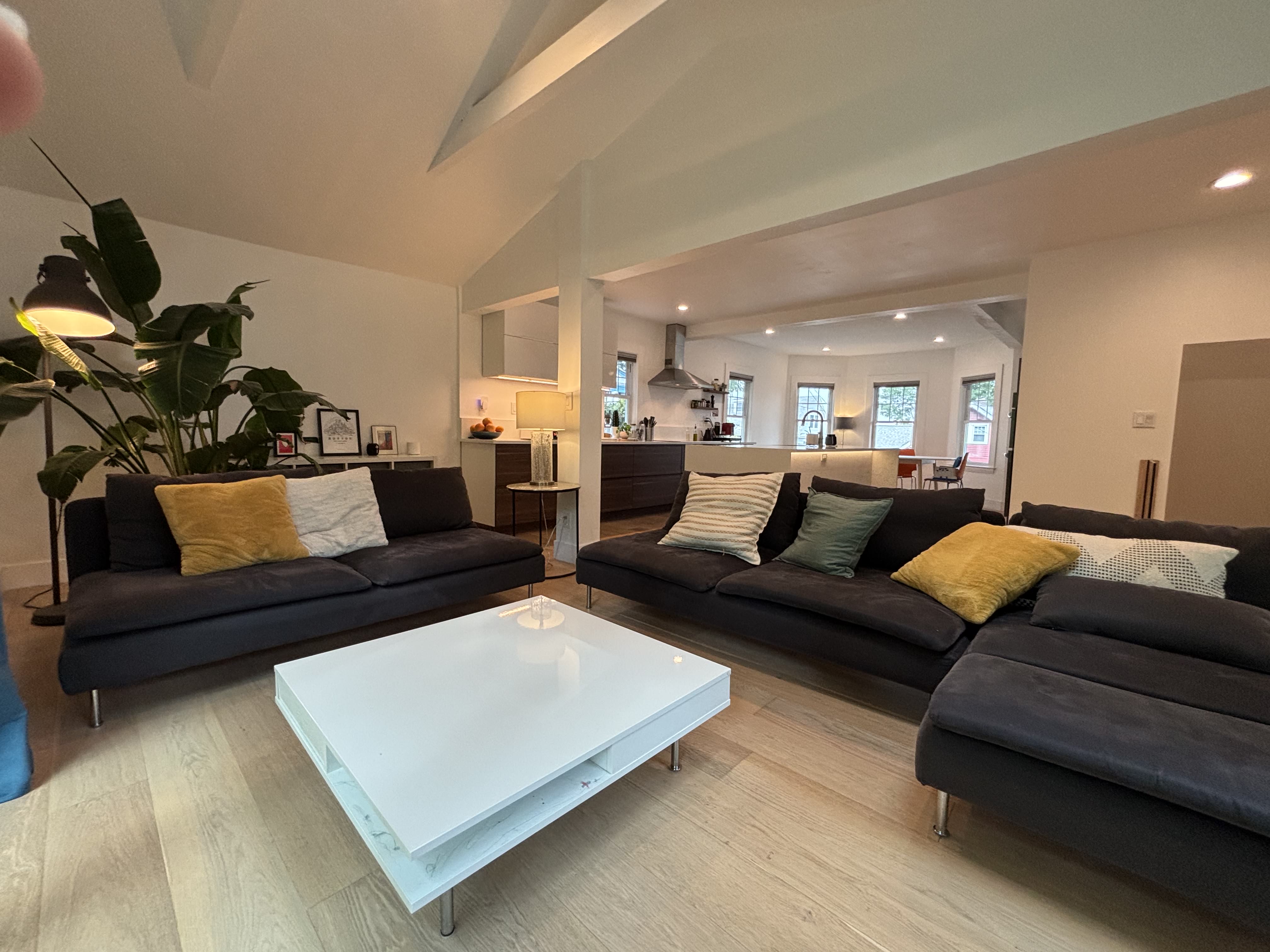 4 bed, 1.5 bath apartment for rent at 91 Brooks St Unit 1, Brighton — photo 14 of 55