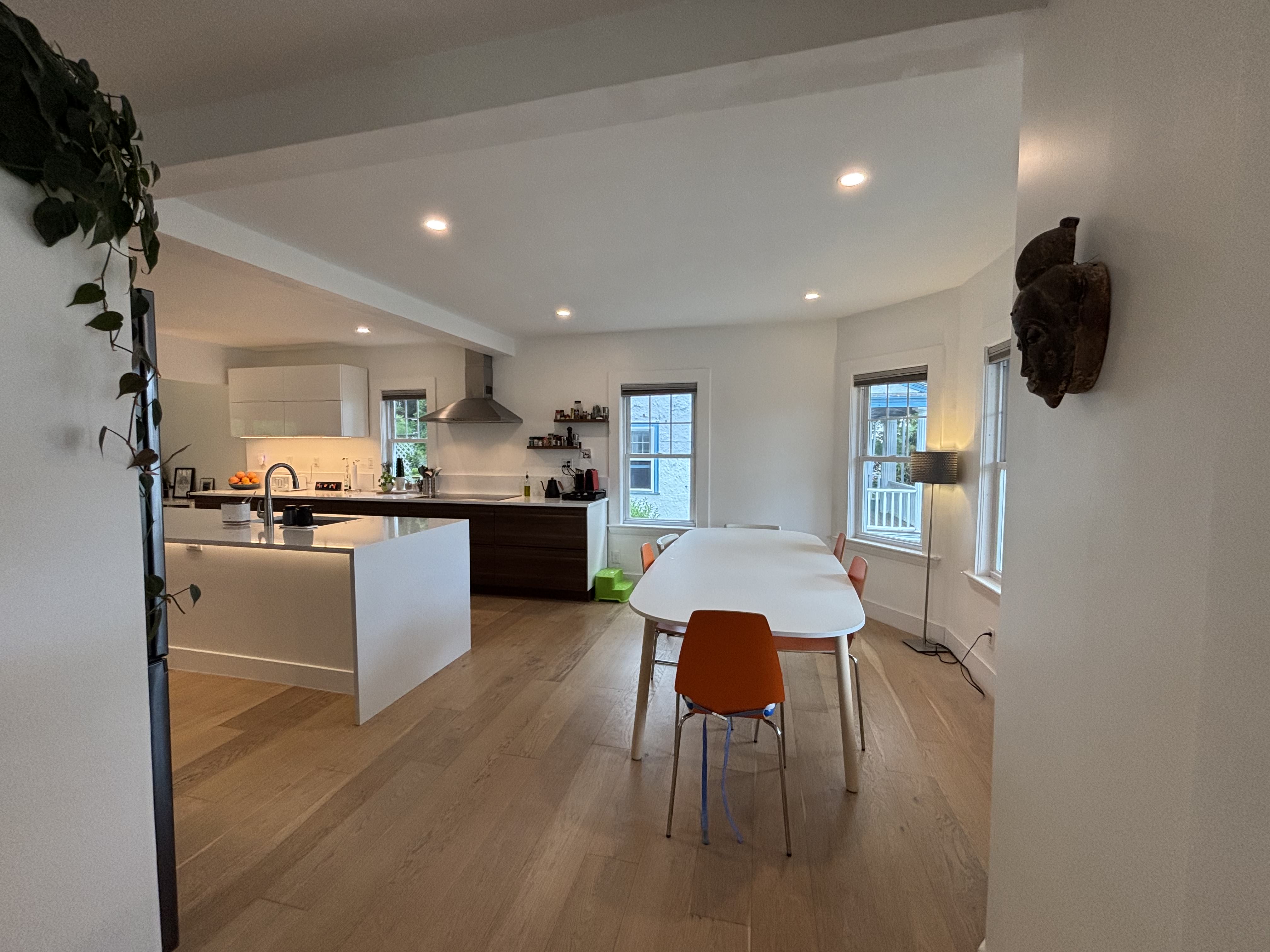 4 bed, 1.5 bath apartment for rent at 91 Brooks St Unit 1, Brighton — photo 2 of 55