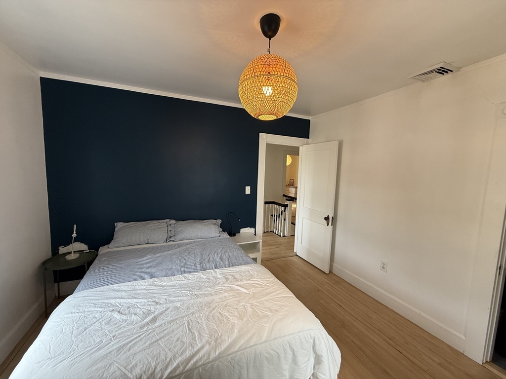 4 bed, 1 bath apartment for rent at 91 Brooks St Unit 91, Brighton — photo 15 of 28