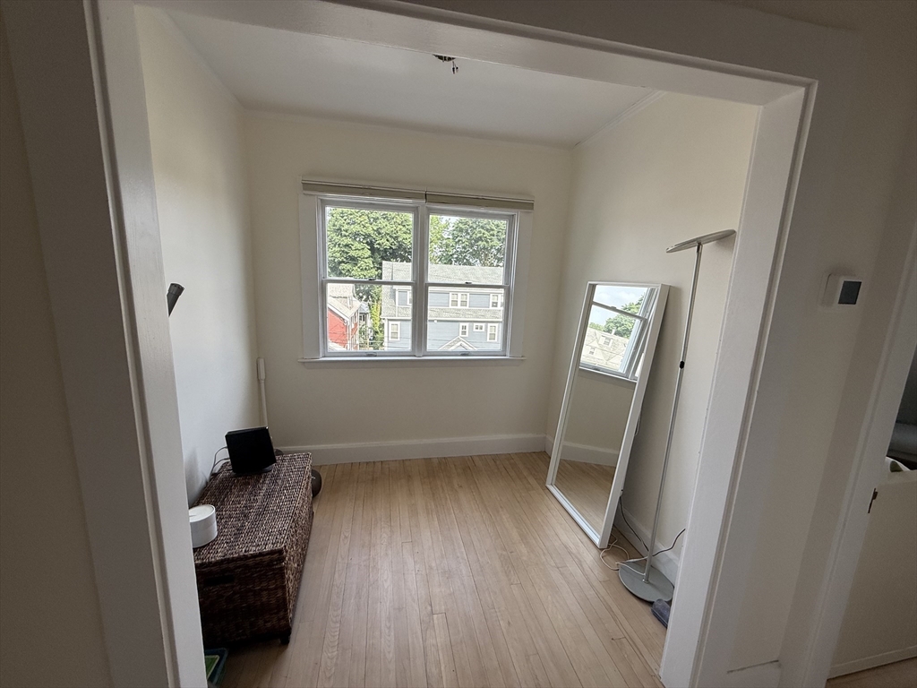 4 bed, 1 bath apartment for rent at 91 Brooks St Unit 91, Brighton — photo 17 of 28