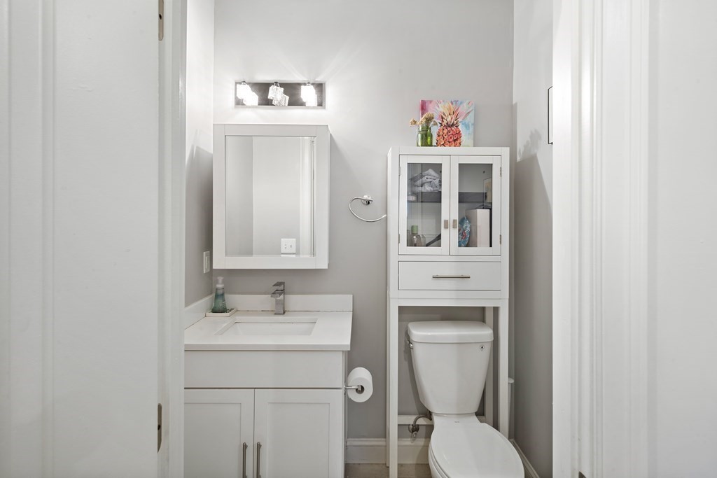2 bed, 1 bath apartment for rent at 91 Chelsea St Unit 1, East Boston — photo 11 of 20