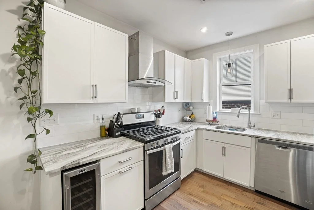 2 bed, 1 bath apartment for rent at 91 Chelsea St Unit 2, Boston — photo 8 of 28