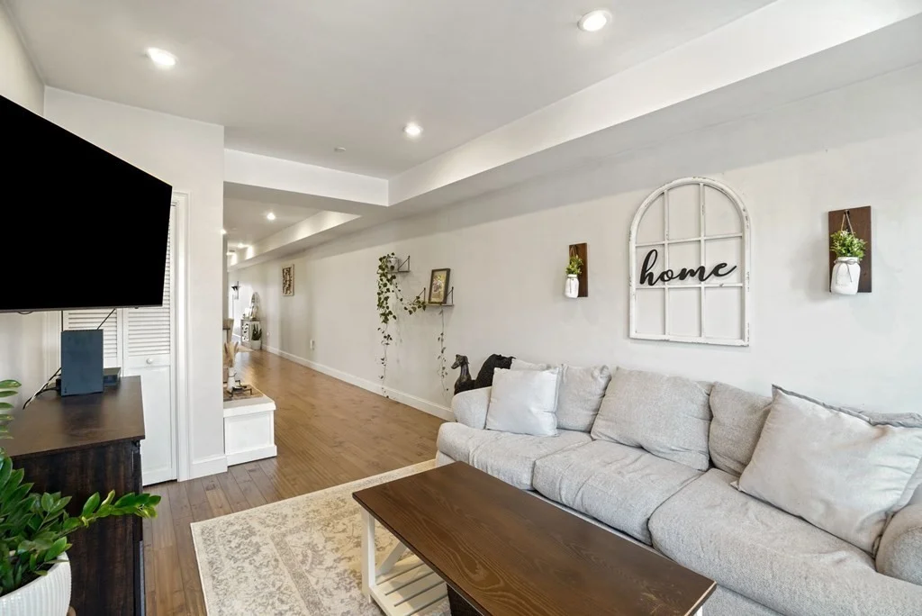 2 bed, 1 bath apartment for rent at 91 Chelsea St Unit 2, Boston — photo 4 of 28