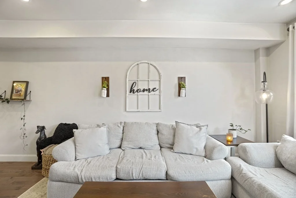 2 bed, 1 bath apartment for rent at 91 Chelsea St Unit 2, Boston — photo 5 of 28