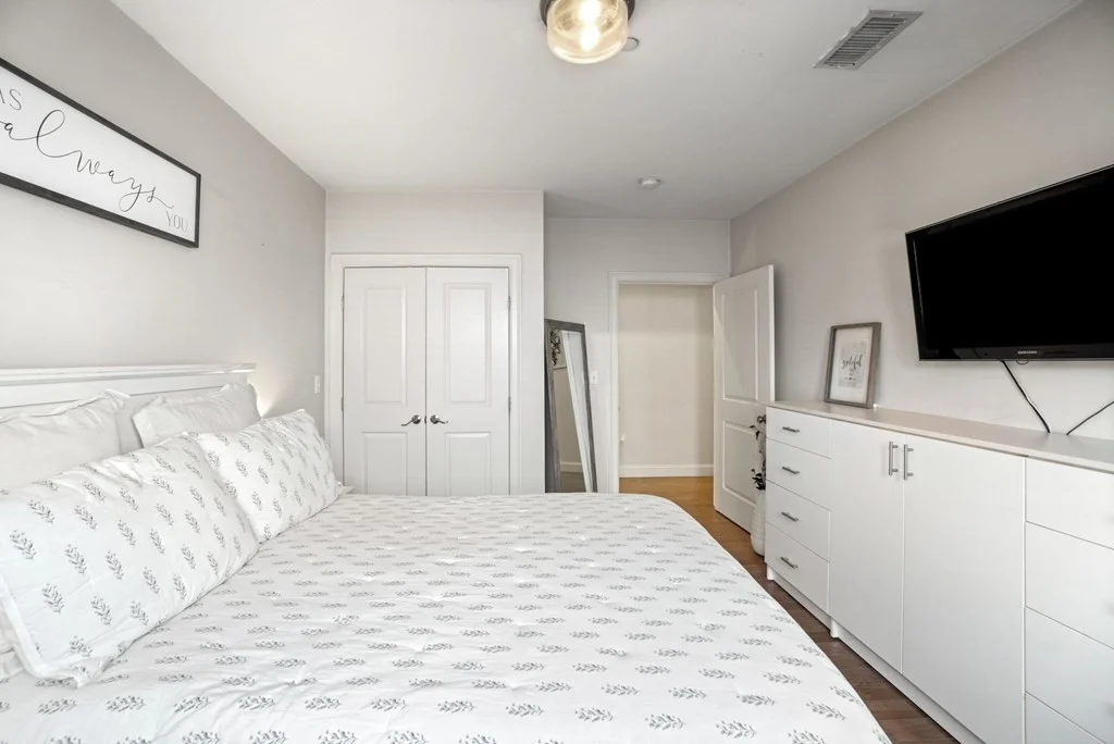 2 bed, 1 bath apartment for rent at 91 Chelsea St Unit 2, Boston — photo 16 of 28