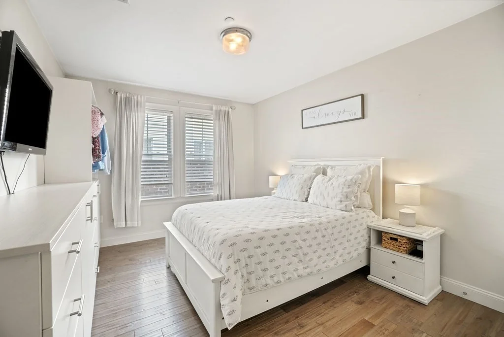 2 bed, 1 bath apartment for rent at 91 Chelsea St Unit 2, Boston — photo 14 of 28