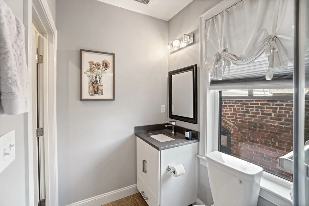 2 bed, 1 bath apartment for rent at 91 Chelsea St Unit 2, Boston — photo 11 of 28