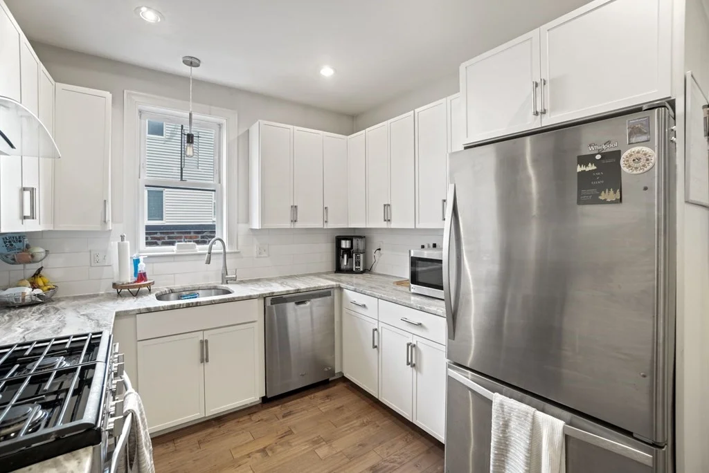 2 bed, 1 bath apartment for rent at 91 Chelsea St Unit 2, Boston — photo 9 of 28