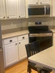 2 bed, 1 bath apartment for rent at 91 Country Squire Rd Unit 91, Uxbridge — photo 11 of 26