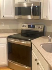 2 bed, 1 bath apartment for rent at 91 Country Squire Rd Unit 91, Uxbridge — photo 4 of 26