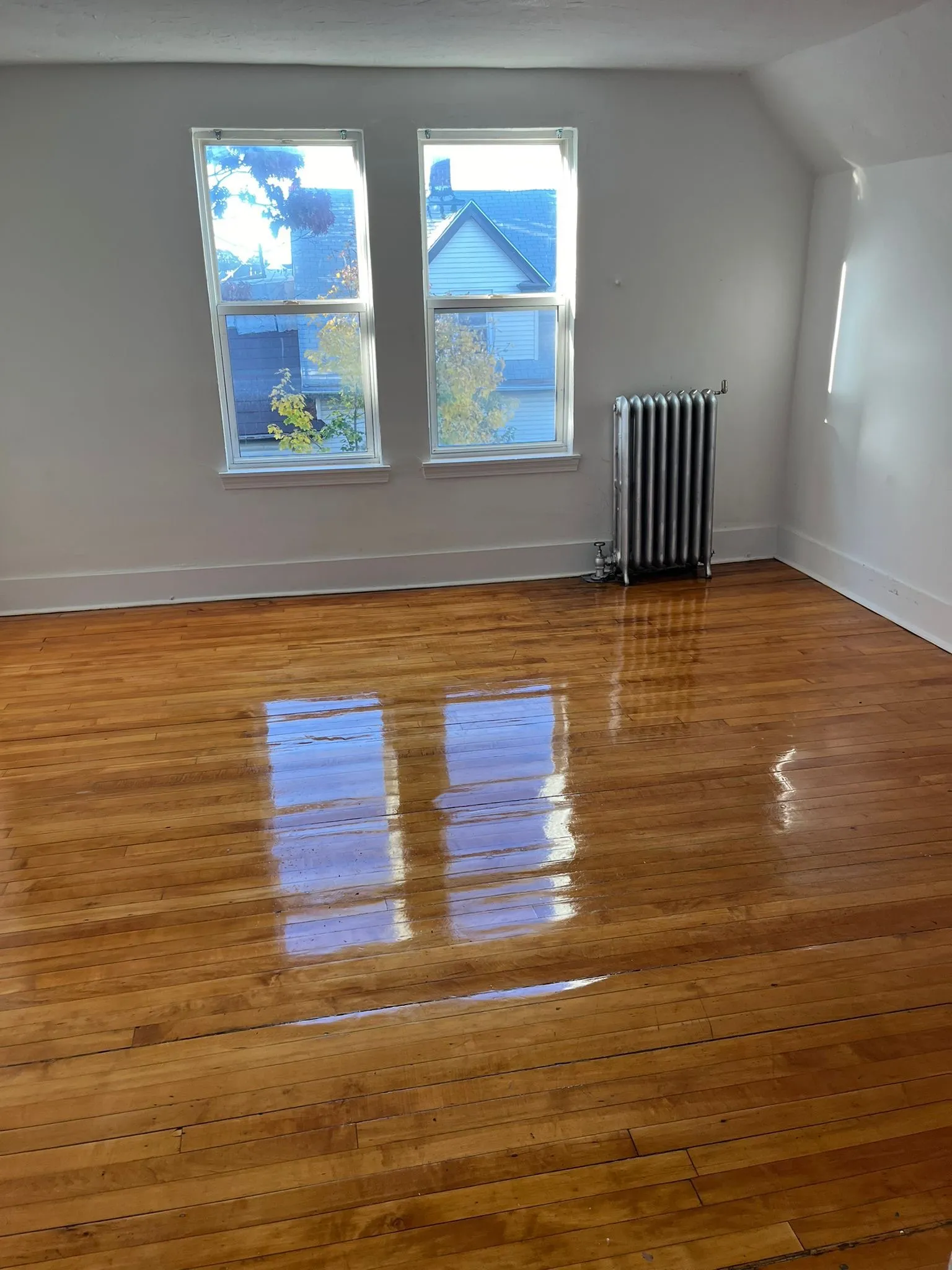 3 bed, 1 bath apartment for rent at 91 Devon St Unit 3, Roxbury — photo 3 of 8