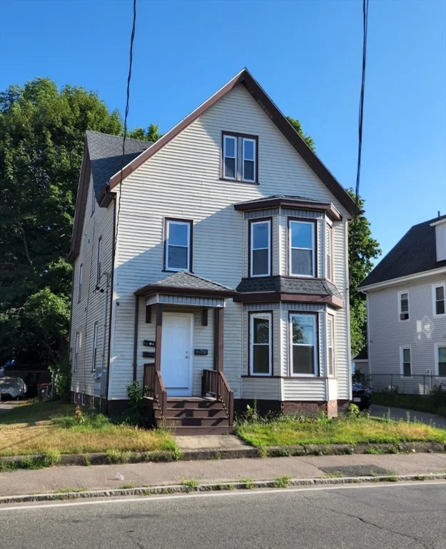 2 bed, 1 bath apartment for rent at 91 E Ashland St Unit 1, Brockton — photo 1 of 7