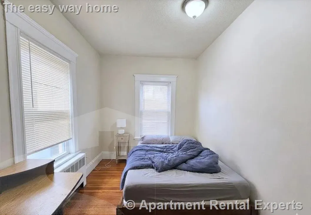 3 bed, 1 bath apartment for rent at 91 Frederick Ave, Tufts — photo 12 of 17