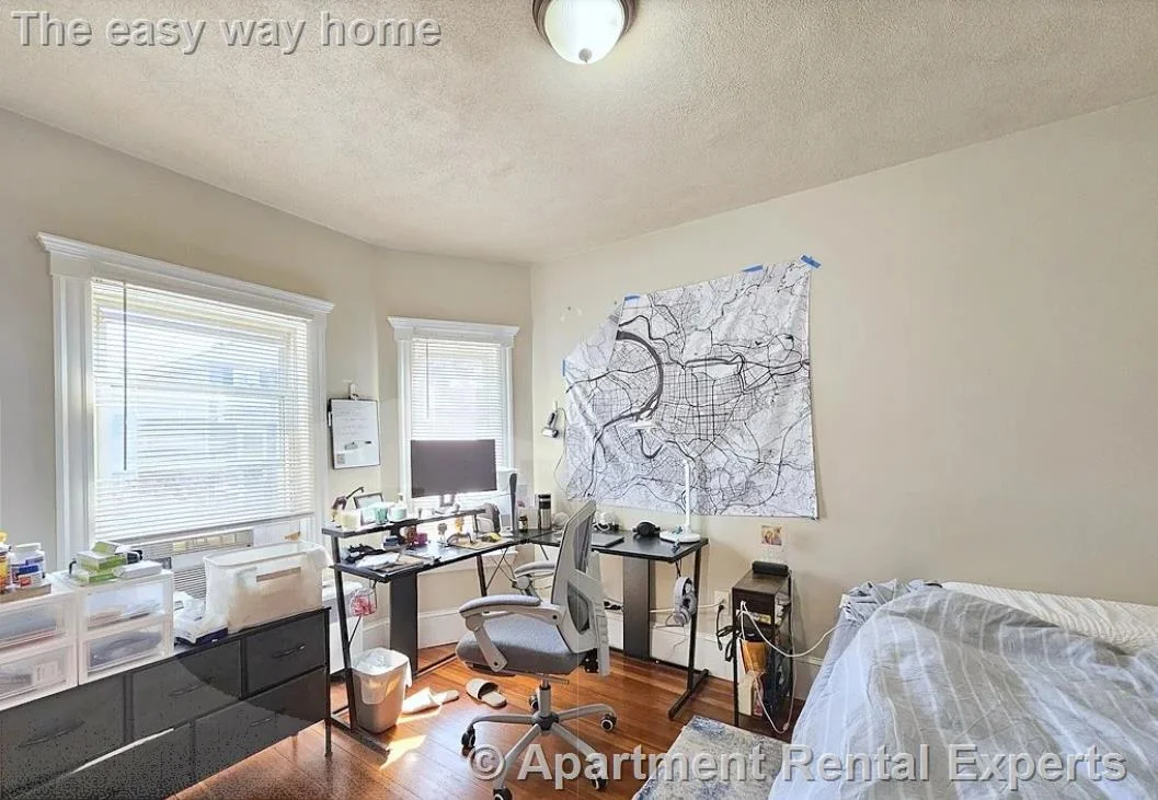 3 bed, 1 bath apartment for rent at 91 Frederick Ave, Tufts — photo 13 of 17