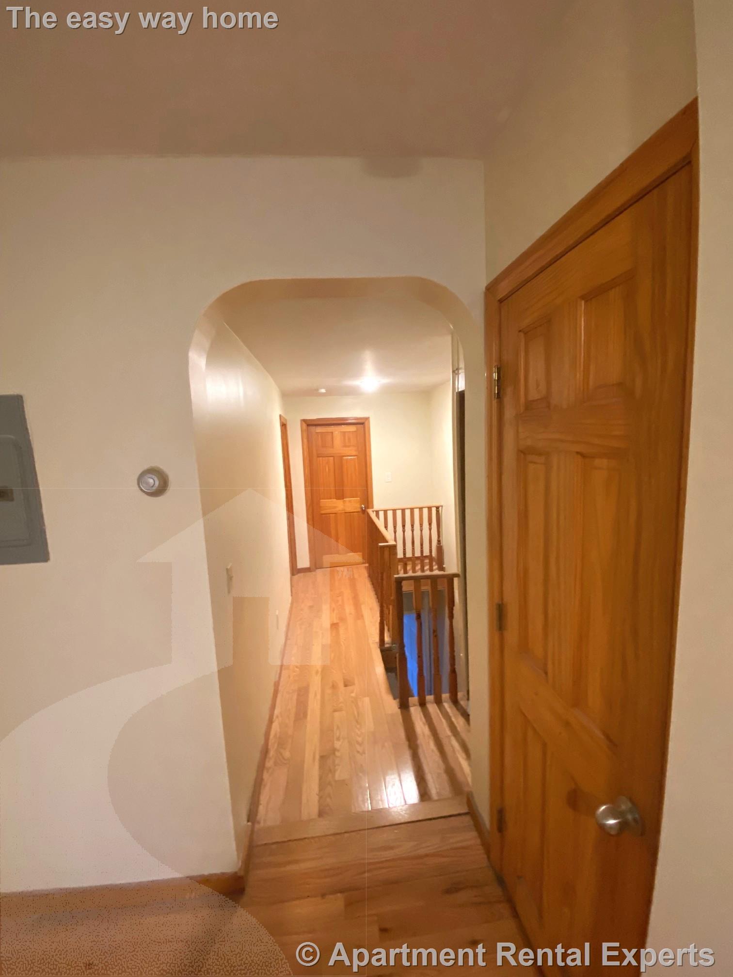3 bed, 1 bath apartment for rent at 91 Glen St Unit 3, Sullivan Square — photo 9 of 16