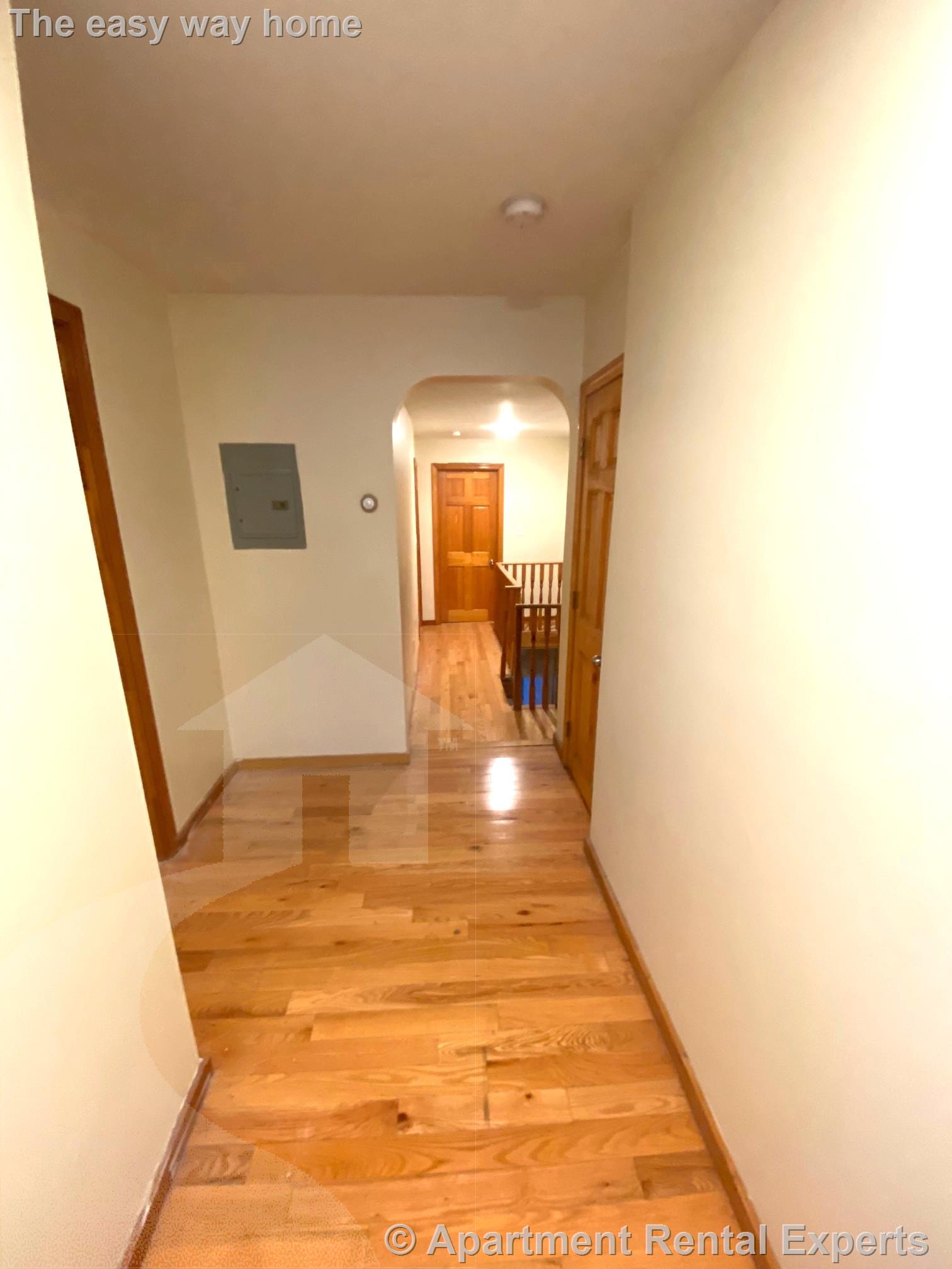 3 bed, 1 bath apartment for rent at 91 Glen St Unit 3, Sullivan Square — photo 8 of 16