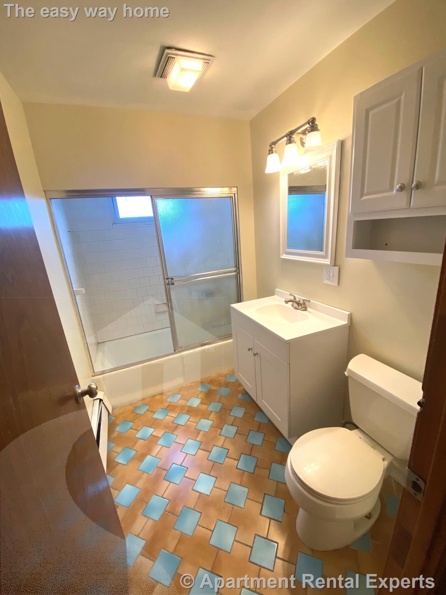 3 bed, 1 bath apartment for rent at 91 Glen St Unit 3, Sullivan Square — photo 13 of 16