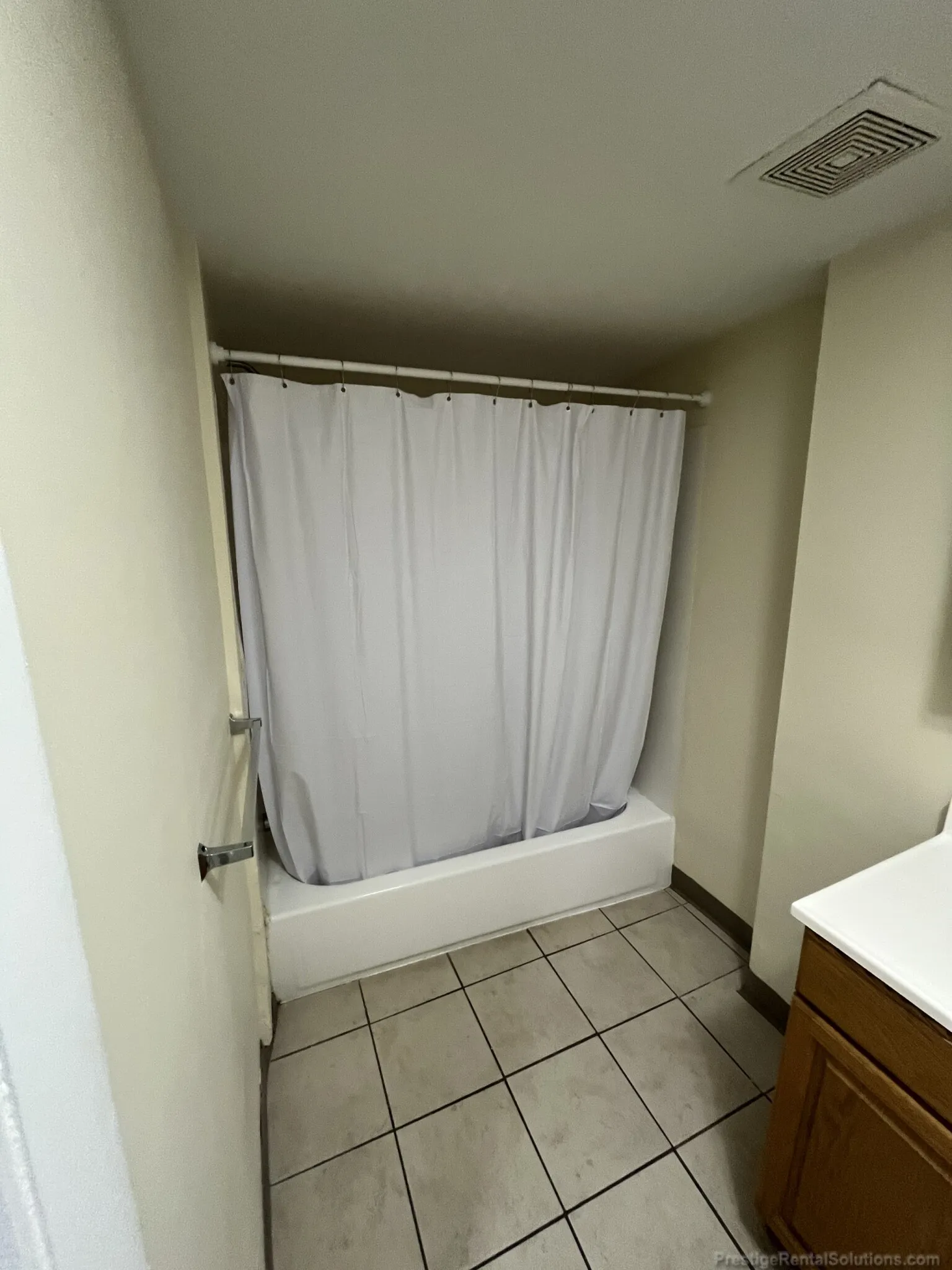 3 bed, 1 bath apartment for rent at 91 Gordon St Unit 20, Brighton — photo 8 of 23