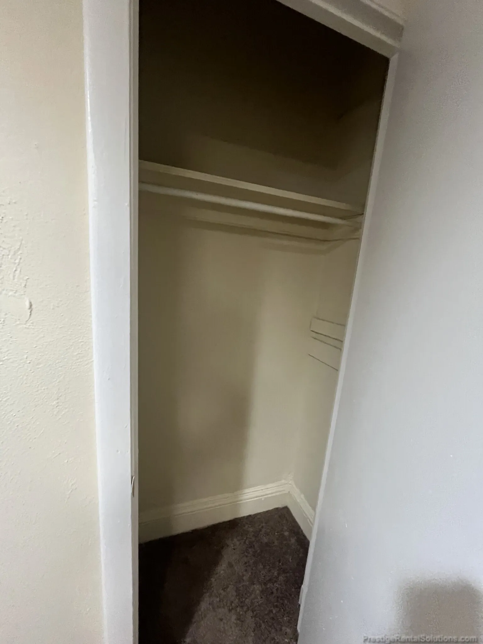 3 bed, 1 bath apartment for rent at 91 Gordon St Unit 20, Brighton — photo 13 of 23