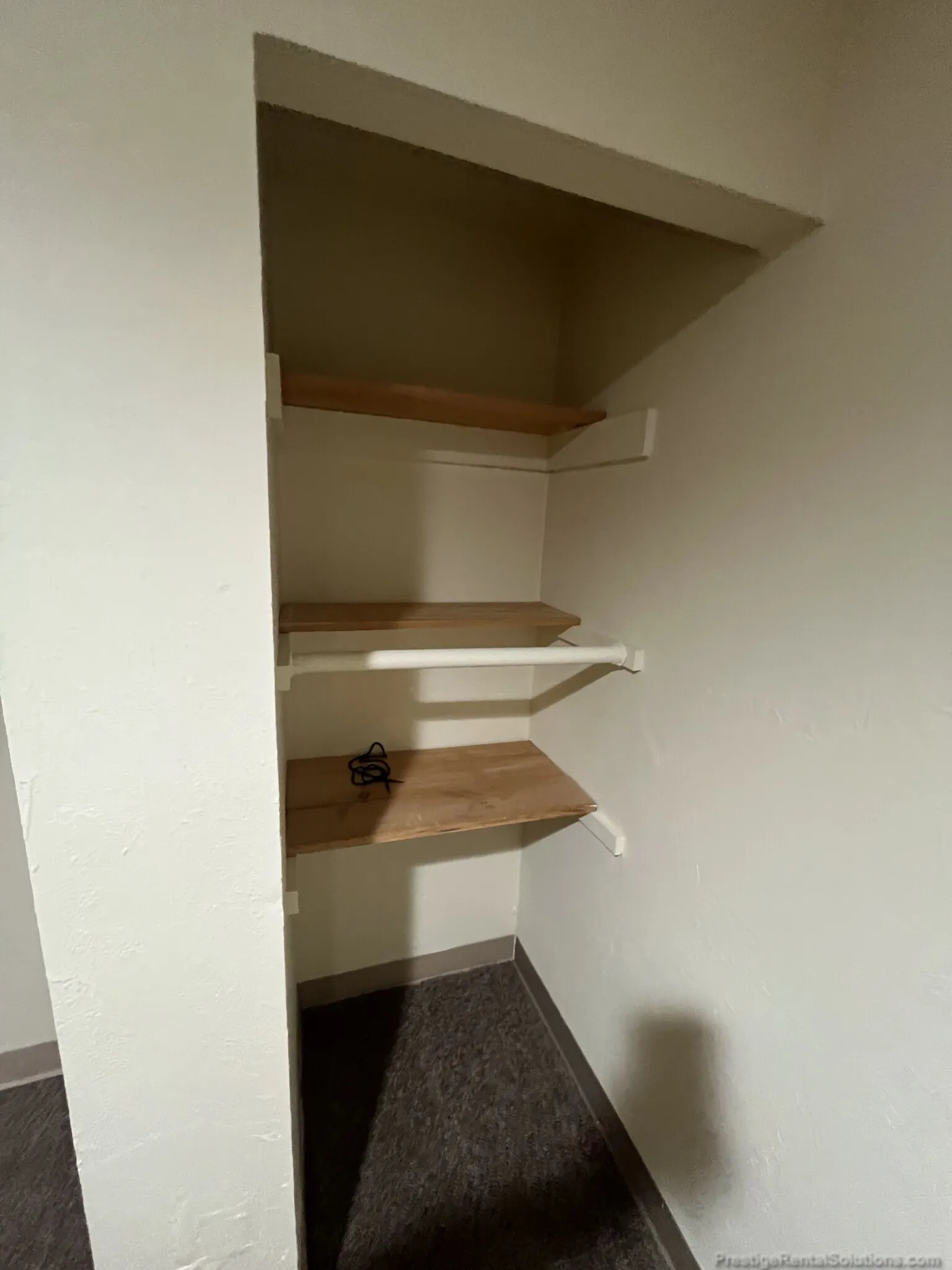 3 bed, 1 bath apartment for rent at 91 Gordon St Unit 20, Brighton — photo 4 of 23