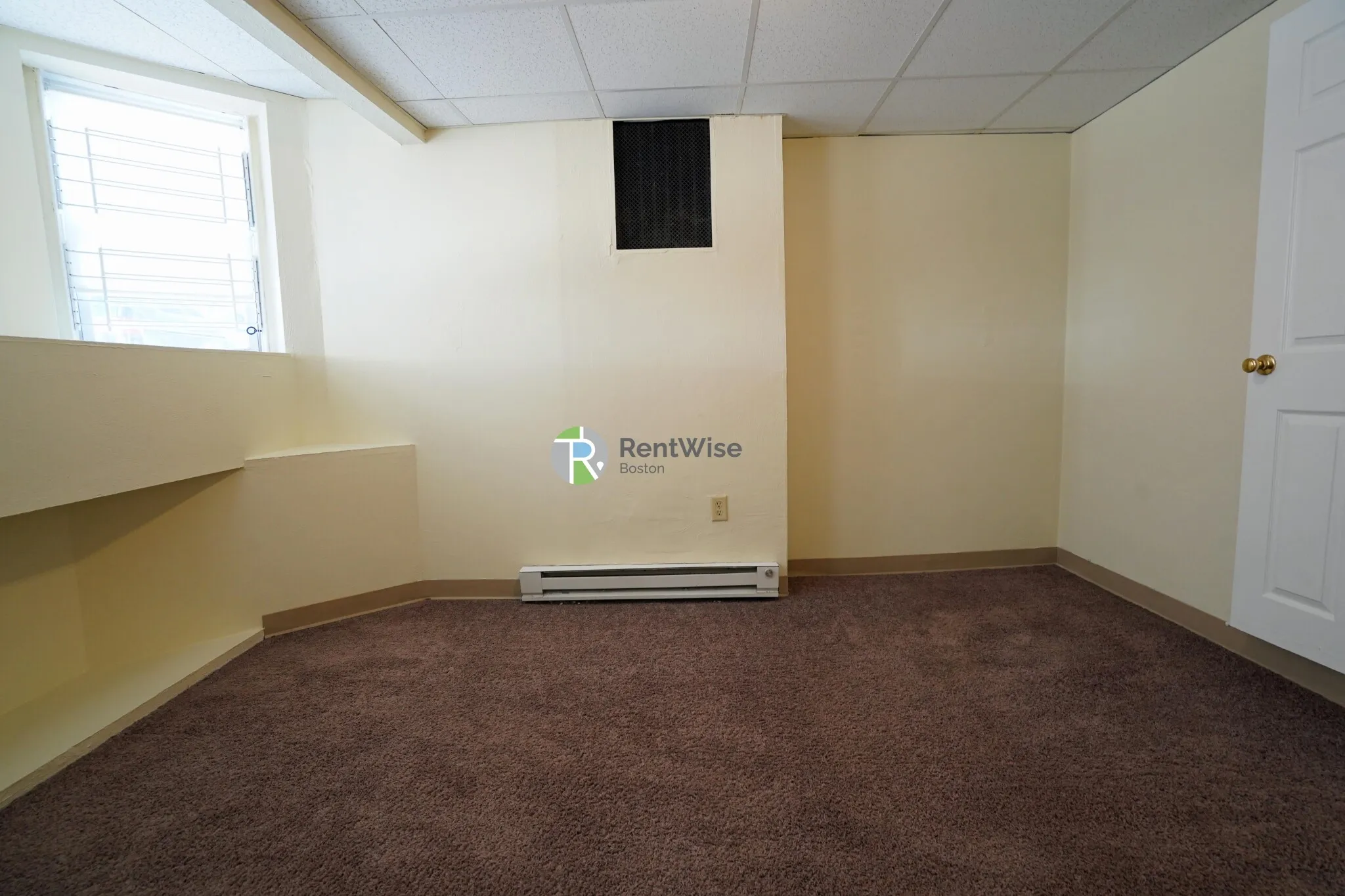 3 bed, 1 bath apartment for rent at 91 Gordon St Unit 20, Brighton — photo 10 of 21