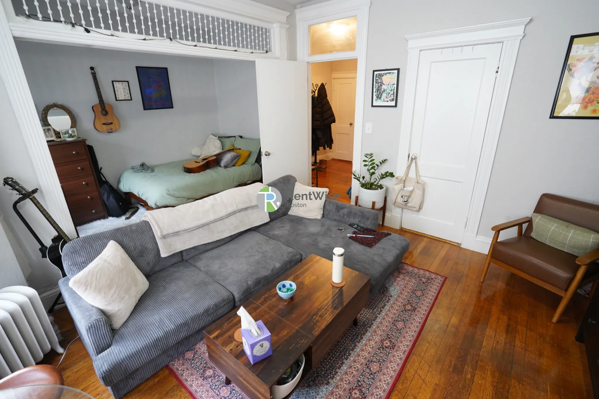 Studio bed, 1 bath apartment for rent at 91 Gordon St Unit 6, Brighton
