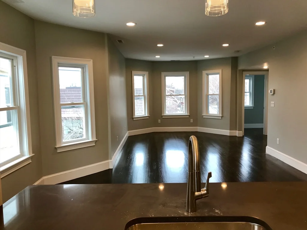 3 bed, 2 bath apartment for rent at 91 Grant St Unit 3, Assembly Square — photo 14 of 20