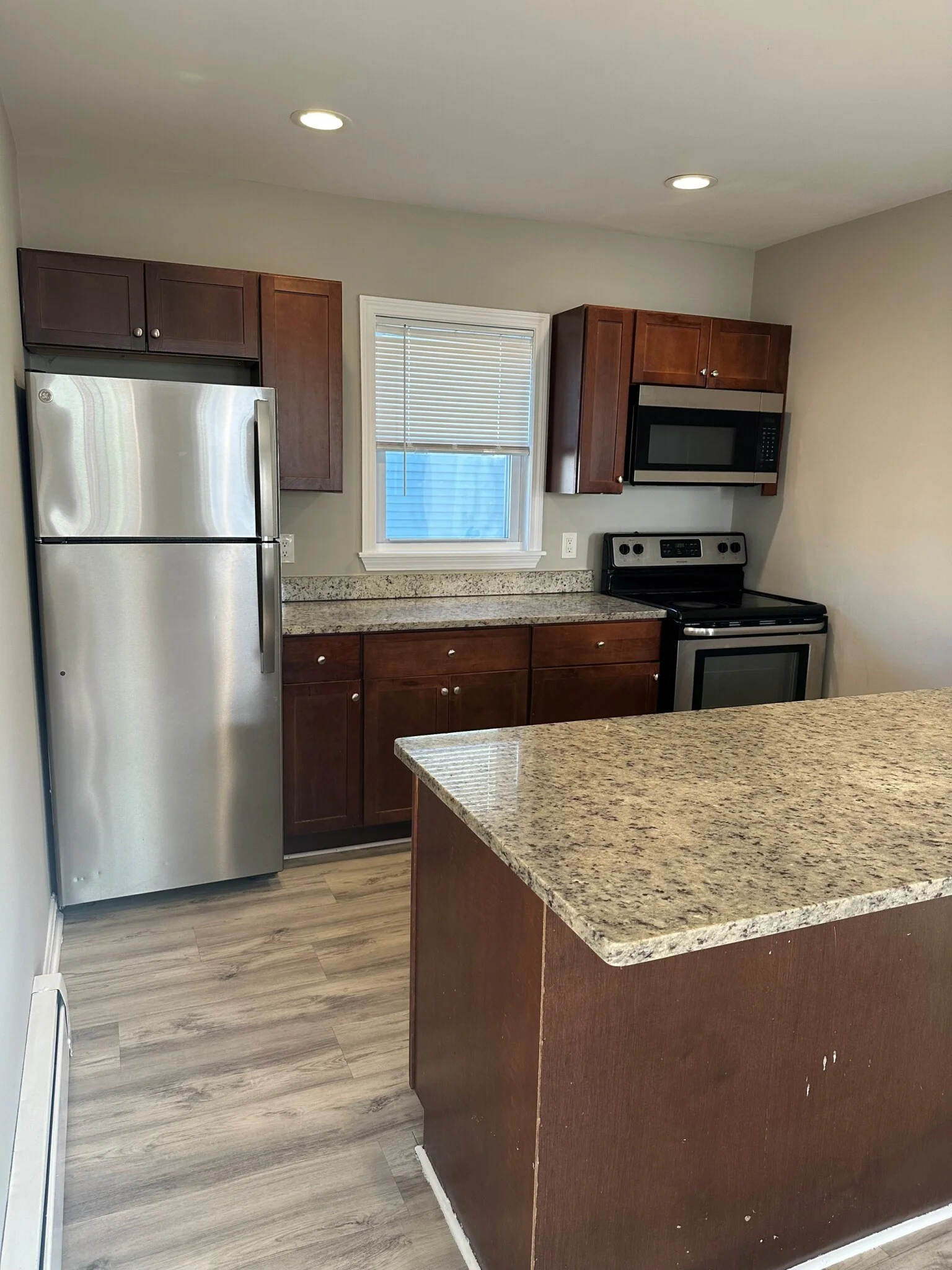 3 bed, 1 bath apartment for rent at 91 Homes Ave Unit 2, Dorchester