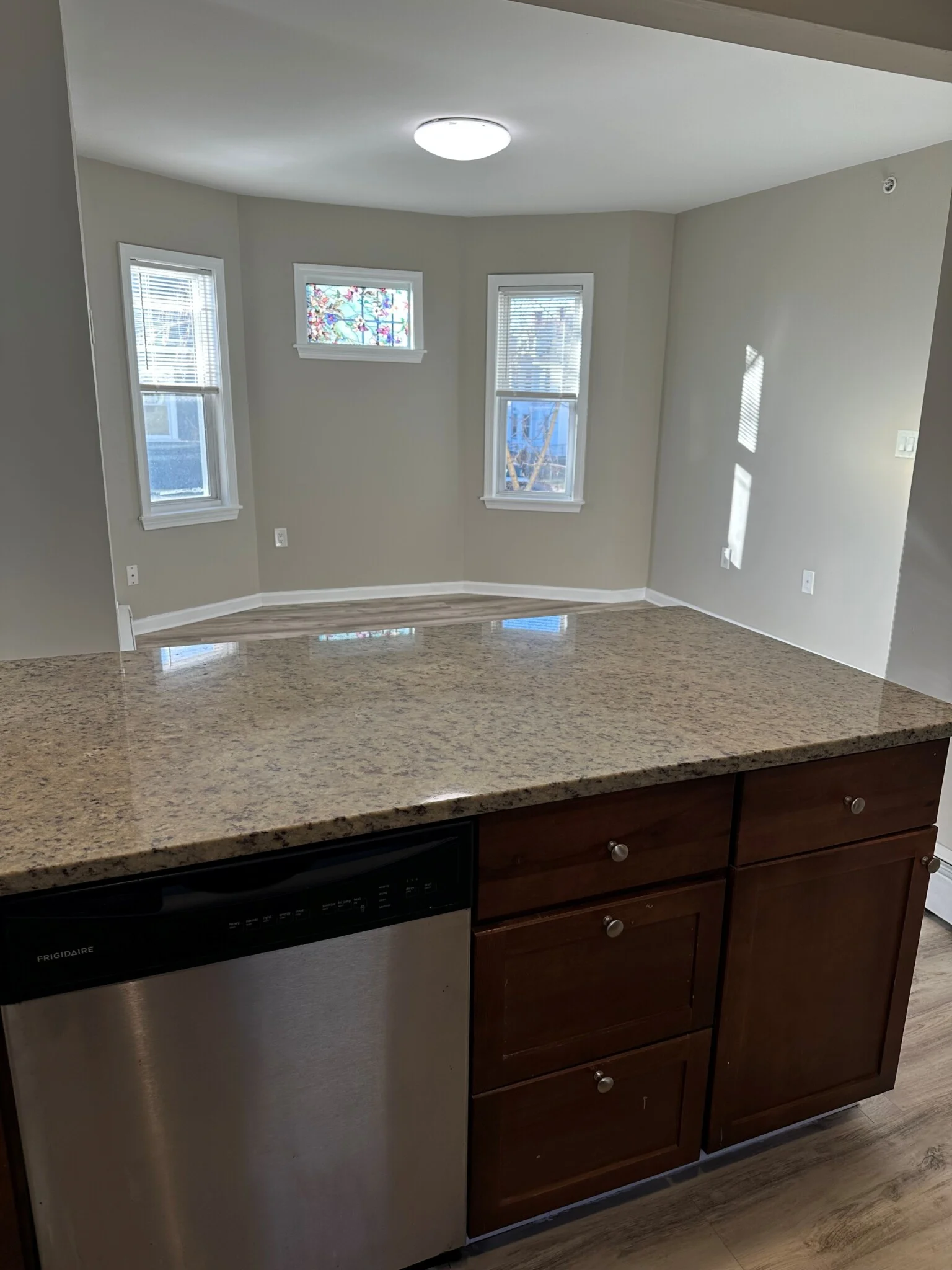 3 bed, 1 bath apartment for rent at 91 Homes Ave Unit 2, Dorchester — photo 3 of 12