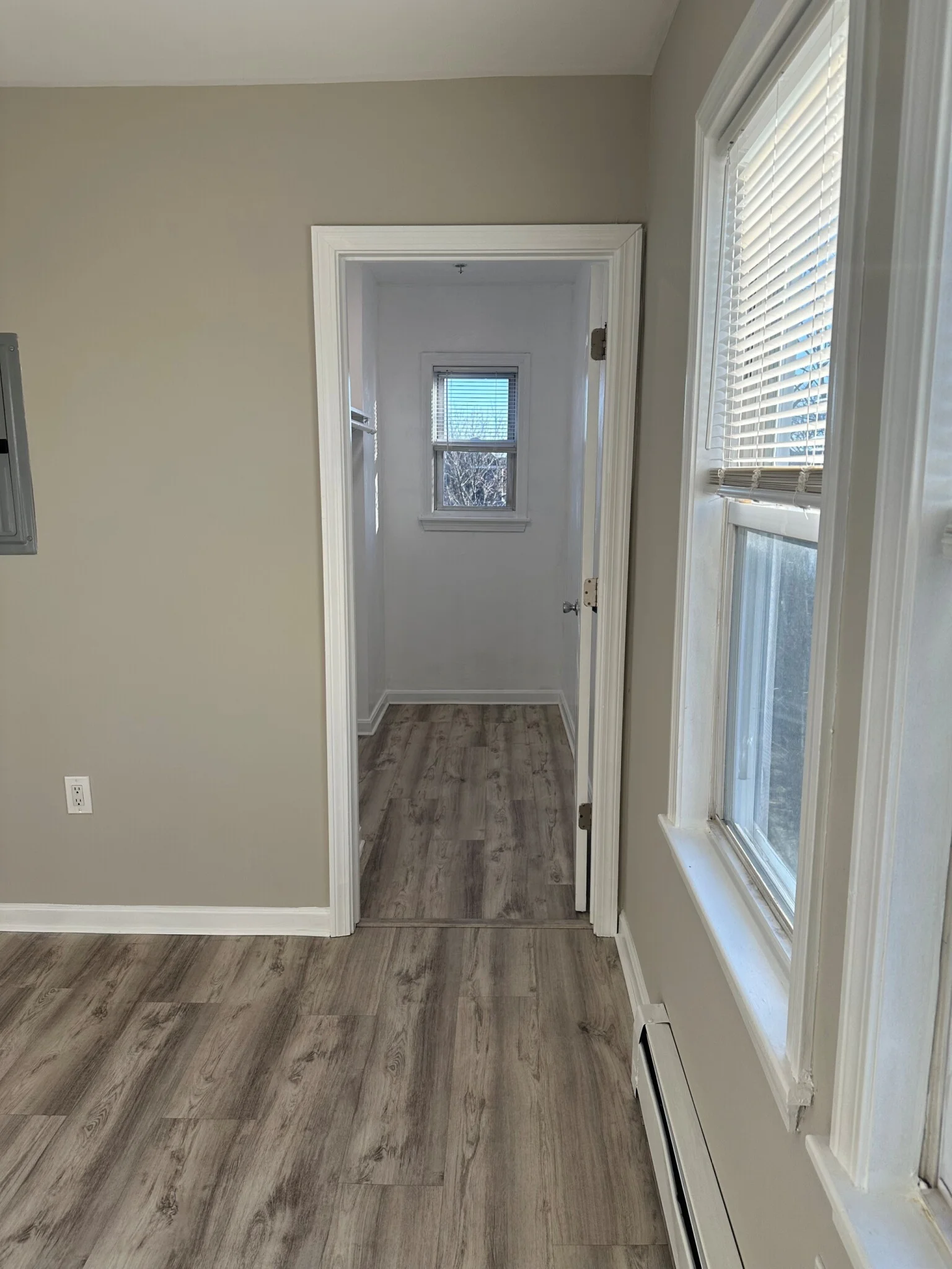 3 bed, 1 bath apartment for rent at 91 Homes Ave Unit 2, Dorchester — photo 7 of 12