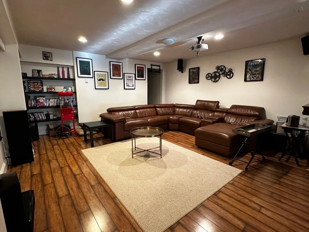 2 bed, 3 bath apartment for rent at 91 Kendall Unit 91, Bedford — photo 7 of 24