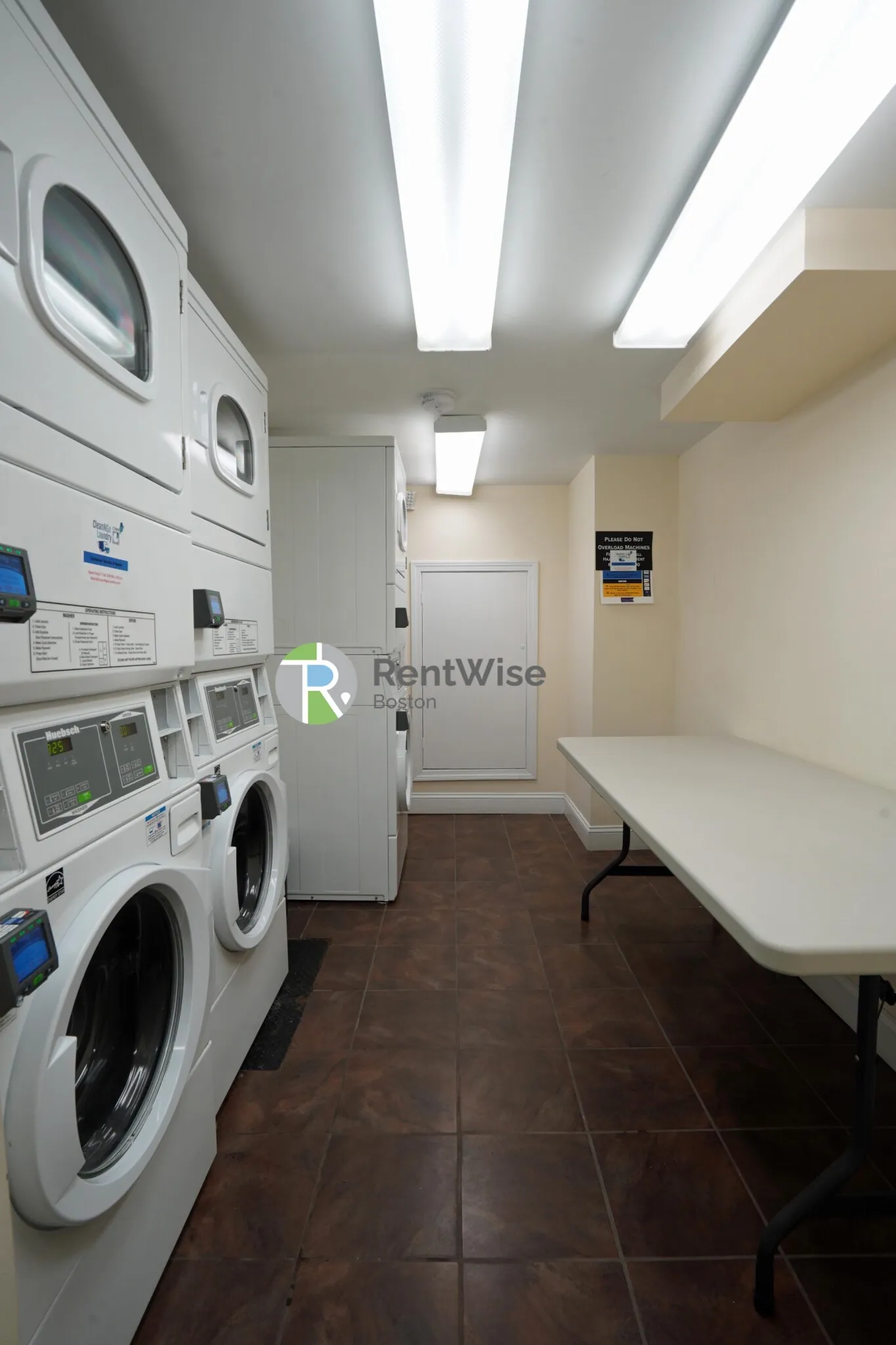 Studio bed, 1 bath apartment for rent at 91 Kilmarnock St Unit 8, Fenway — photo 4 of 13