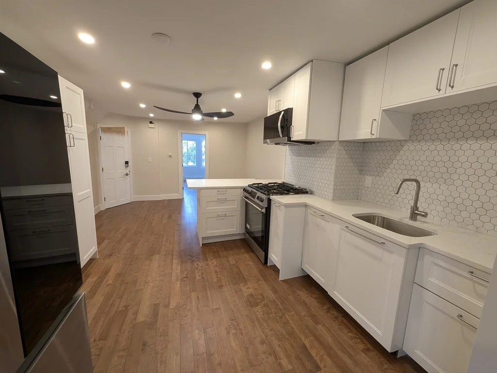 1 bed, 1 bath apartment for rent at 91 Marginal St Unit 1, East Boston — photo 3 of 10