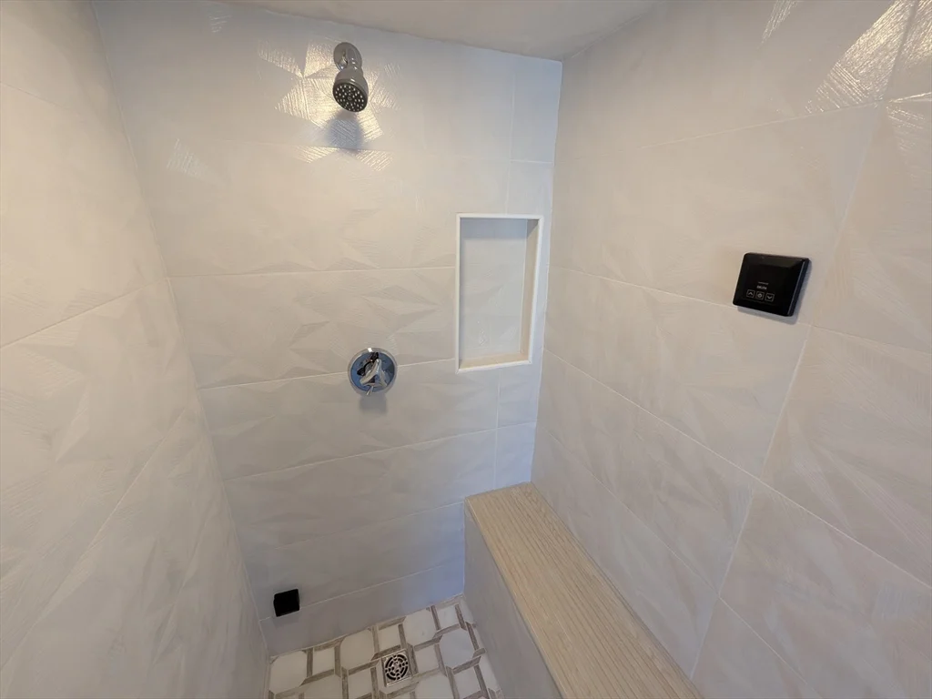 1 bed, 1 bath apartment for rent at 91 Marginal St Unit 3, East Boston — photo 7 of 8